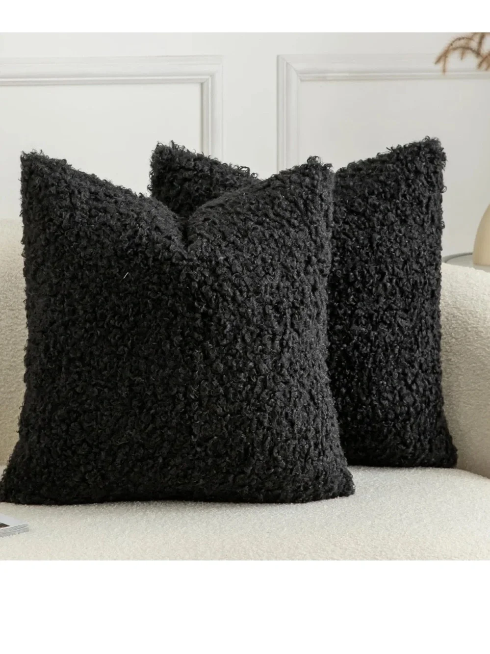 NWOT Plush Black Sherpa (?) Soft Cushion Pillow Covers Black with Gold Heart
